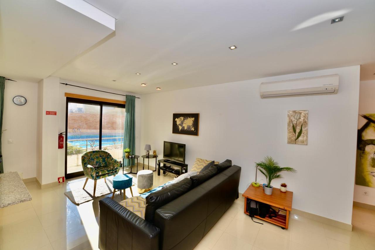 Silver - Apartment For 4 Guests 150M From Beach Sao Martinho do Porto Luaran gambar