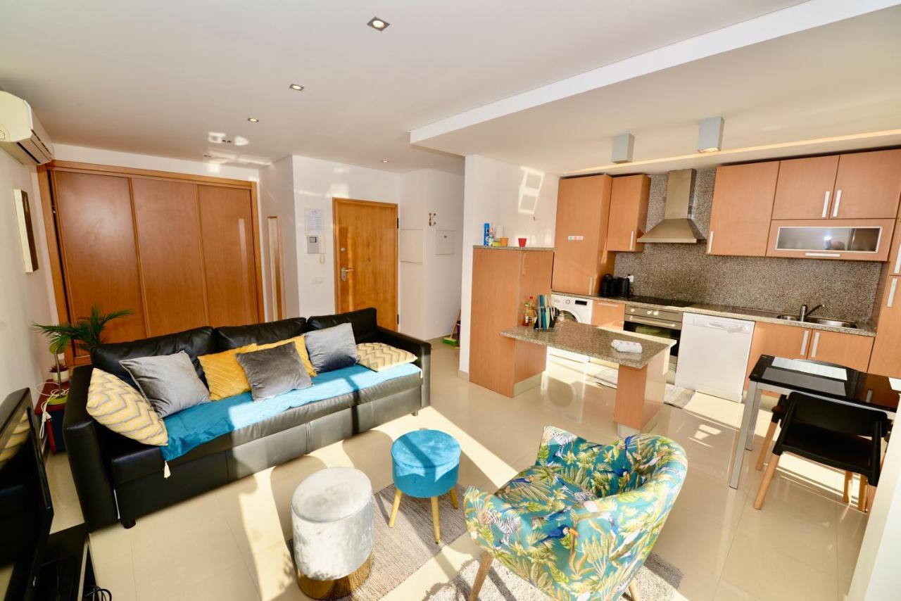 Silver - Apartment For 4 Guests 150M From Beach Sao Martinho do Porto Luaran gambar