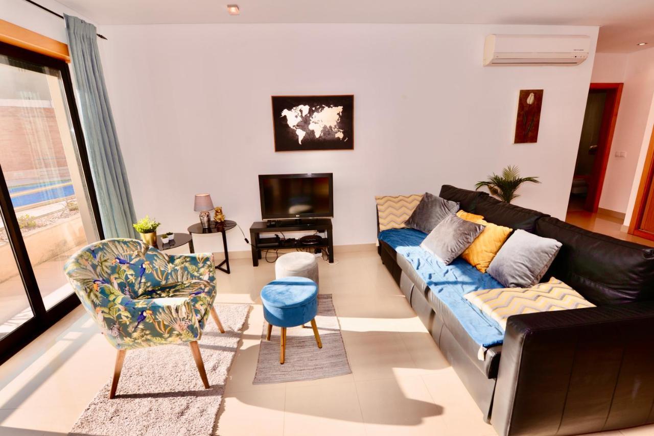 Silver - Apartment For 4 Guests 150M From Beach Sao Martinho do Porto Luaran gambar