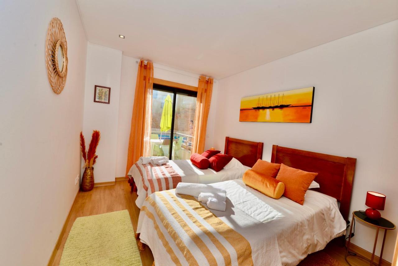 Silver - Apartment For 4 Guests 150M From Beach Sao Martinho do Porto Luaran gambar