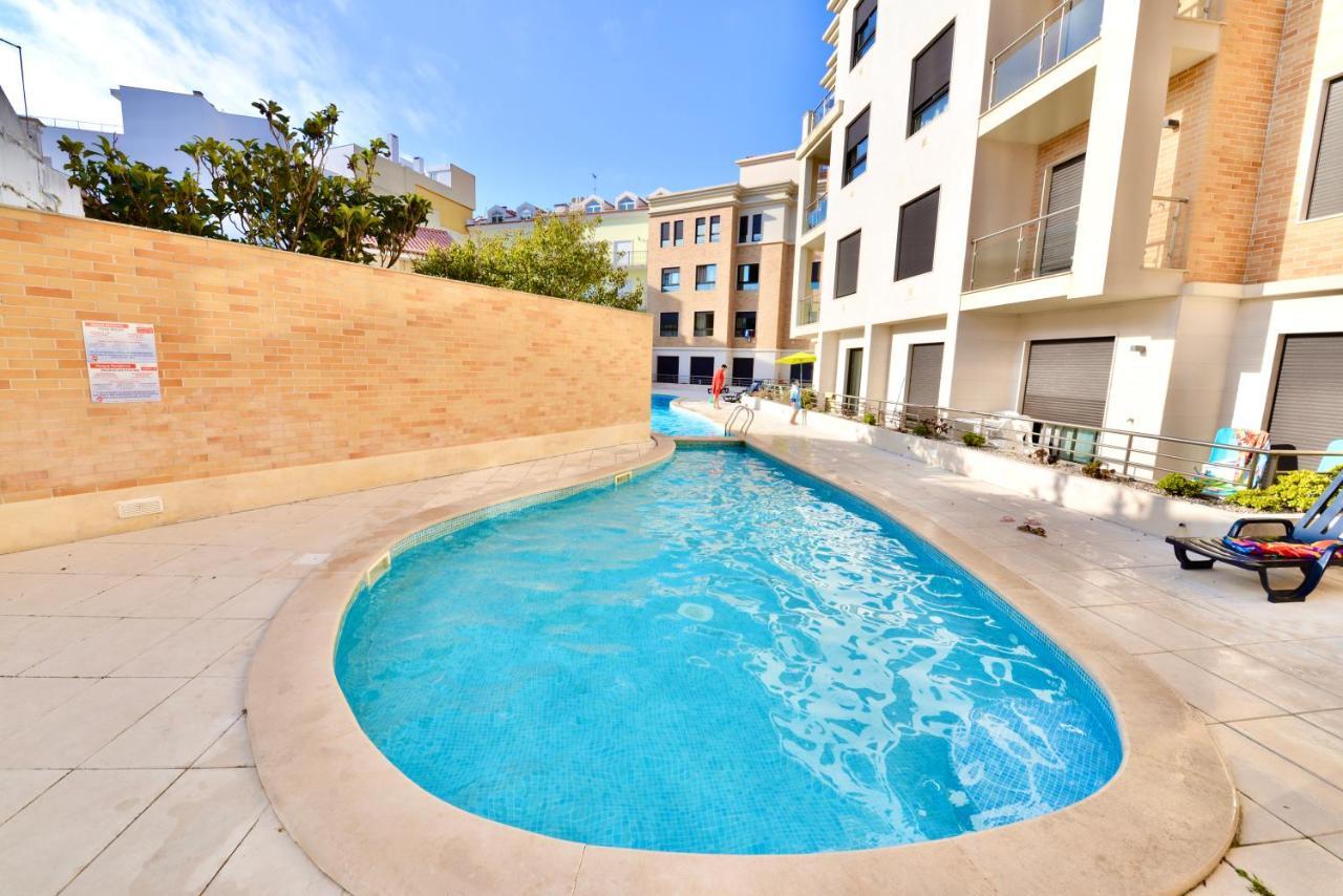 Silver - Apartment For 4 Guests 150M From Beach Sao Martinho do Porto Luaran gambar